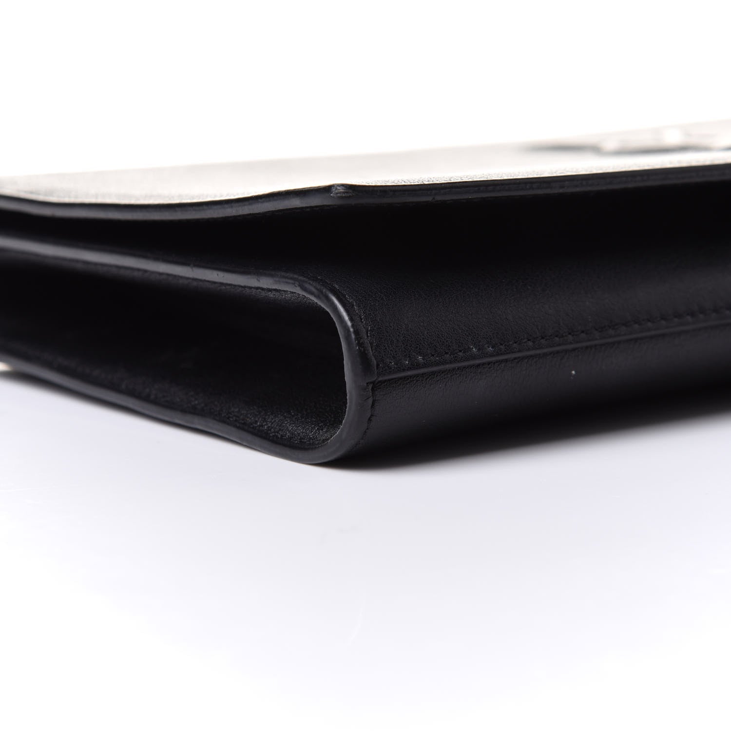 Saint Laurent Calfskin Monogram Large Belle De Jour Clutch Black 5 of 11