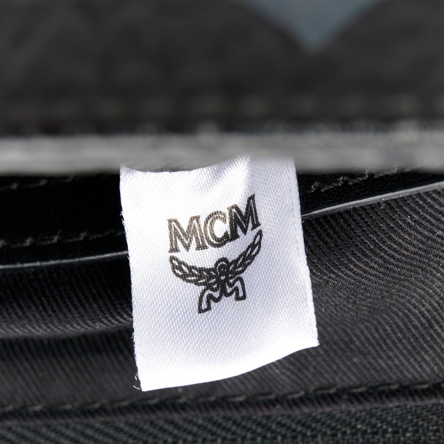 Visetos Medium Zip Pouch Black