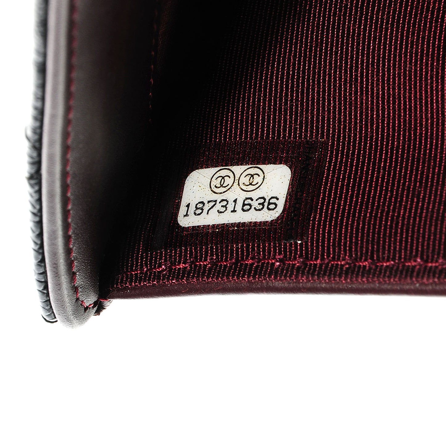 Caviar Quilted Yen Wallet Black