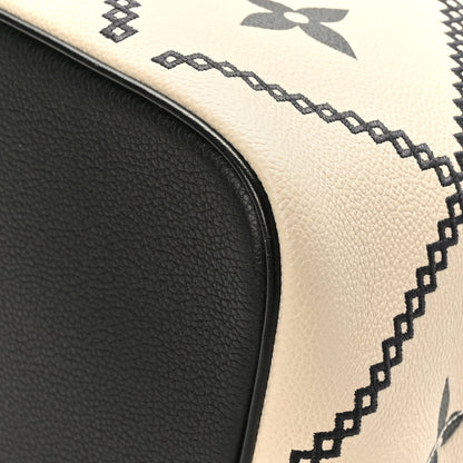 Louis Vuitton Empreinte Monogram Giant Broderies Neonoe MM Cream Black 10 of 12