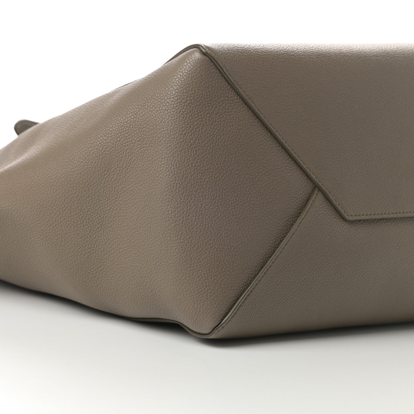Soft Grained Calfskin Small Belt Cabas Phantom Taupe