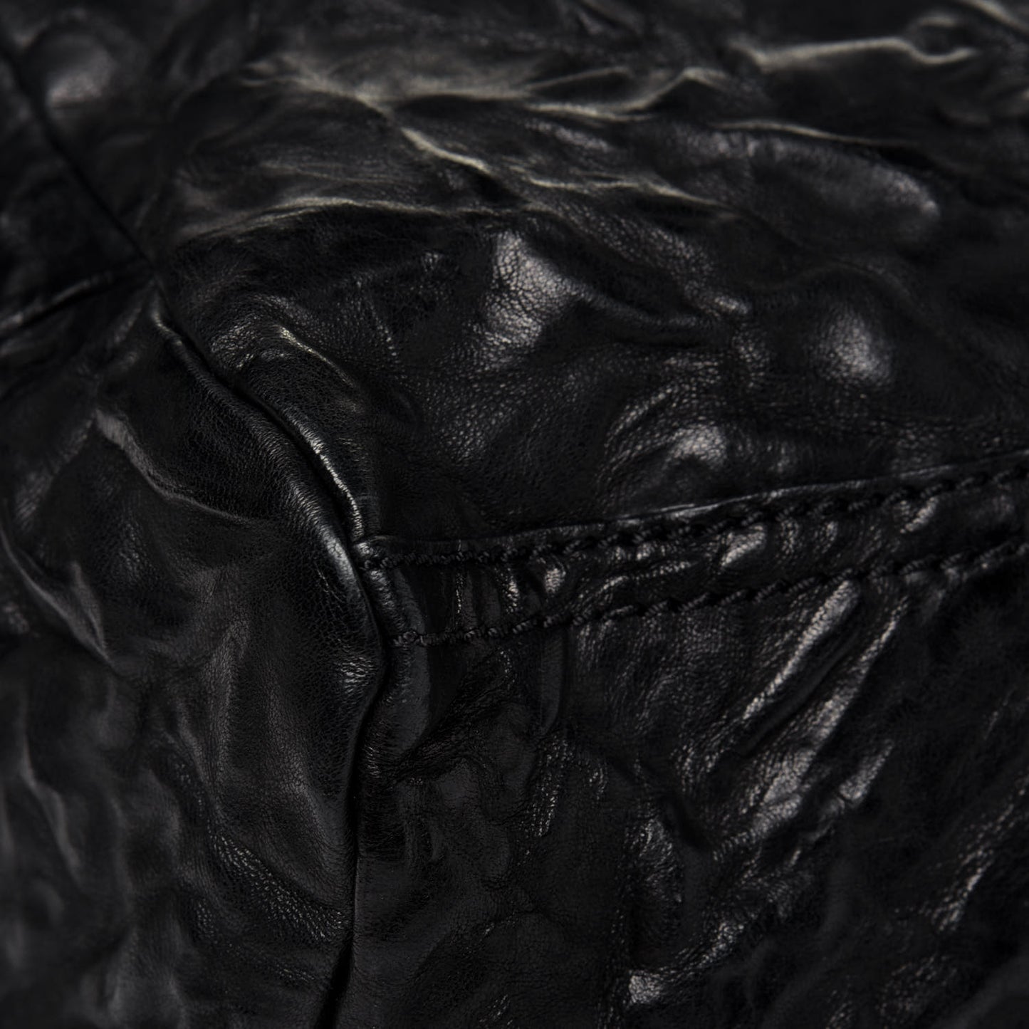 Tumbled Sheepskin Medium Pandora Bag Black