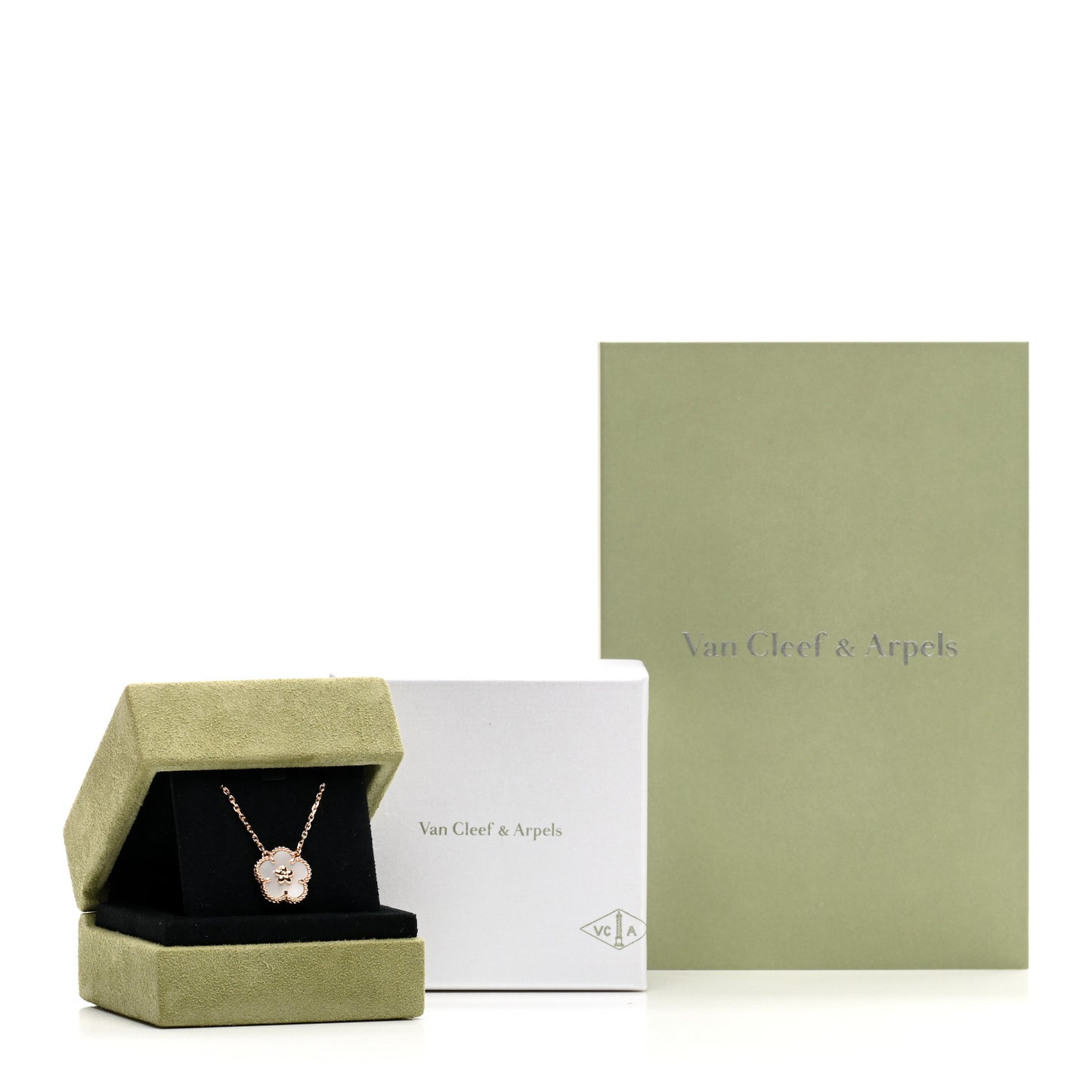 18K Rose Gold Mother Of Pearl Lucky Spring Plum Blossom Necklace