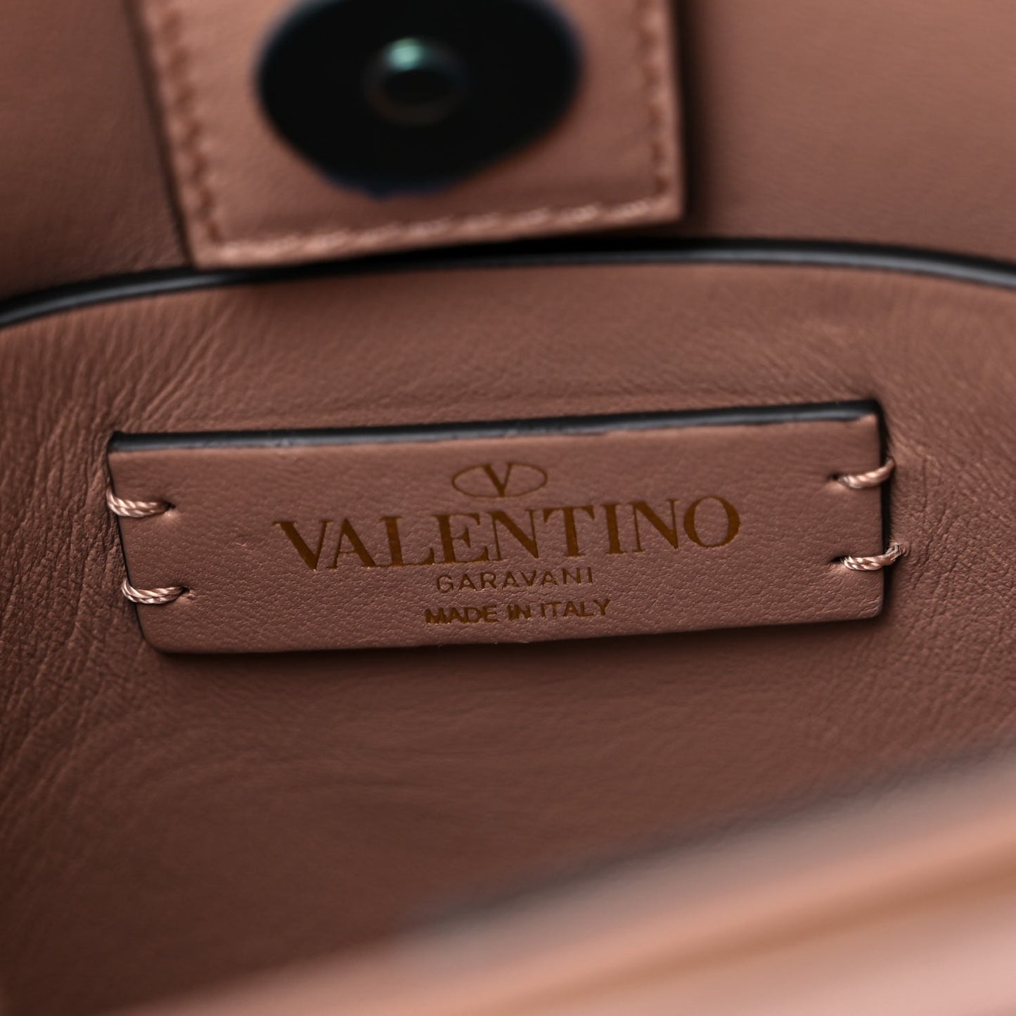 Nappa Small Roman Stud The Handle Bag Rose Cannelle