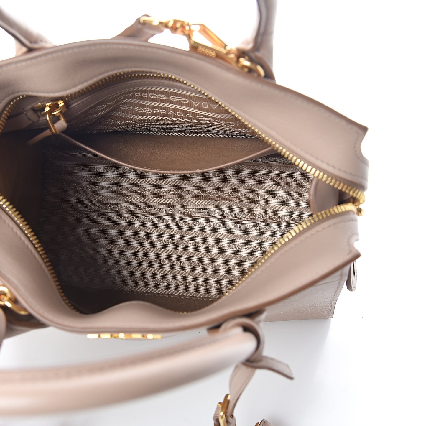 Saffiano City Calf Small Esplanade Tote Cammeo