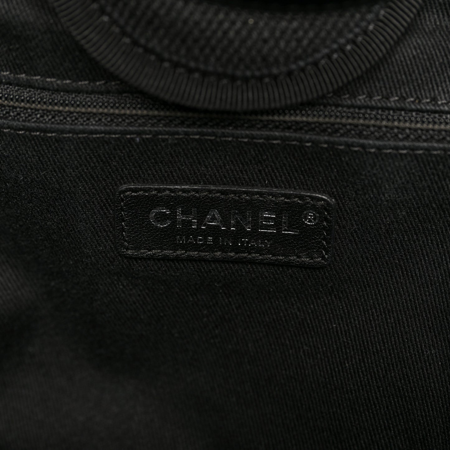 Canvas Pearl Medium Deauville Tote Black