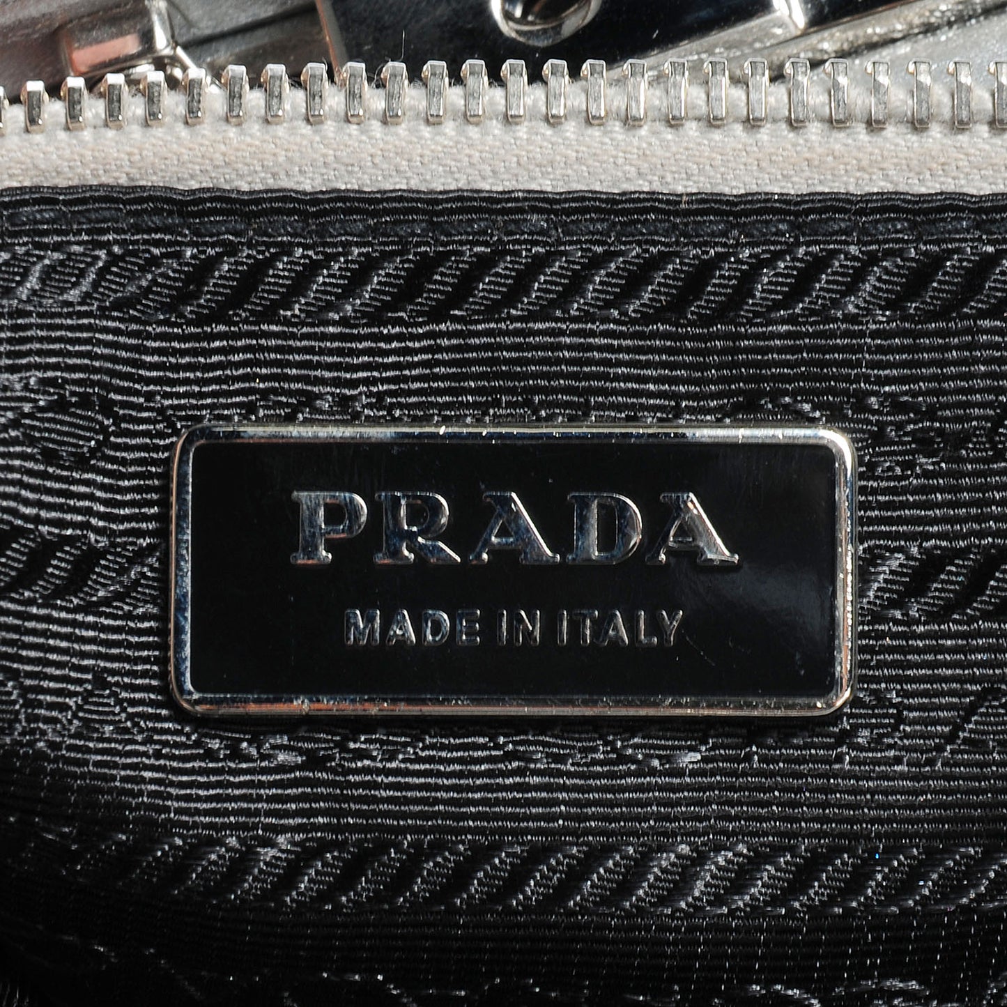 Nappa Dressy Gaufre Frame Tote Argento