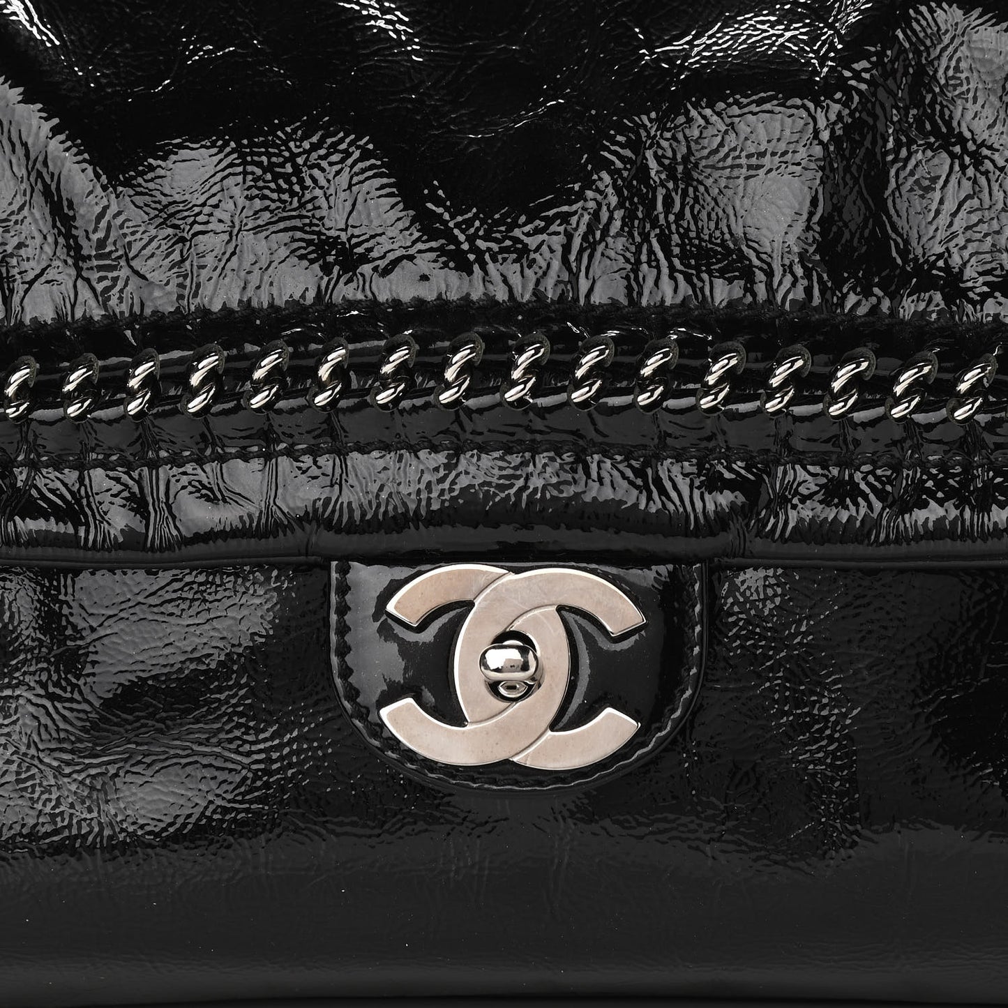 Patent Large Luxe Ligne Flap Black