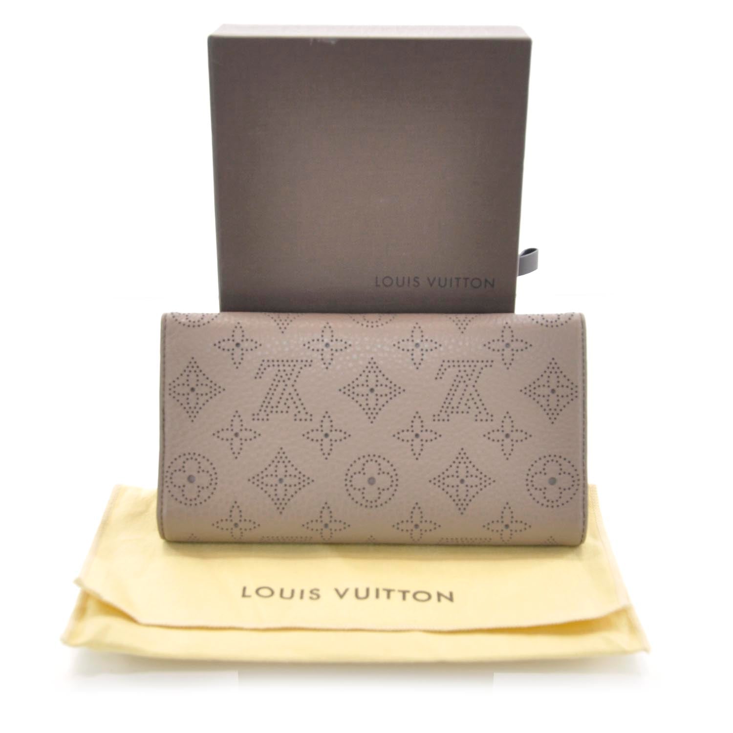 Louis Vuitton Mahina Amelia Wallet Poudre 3 of 8
