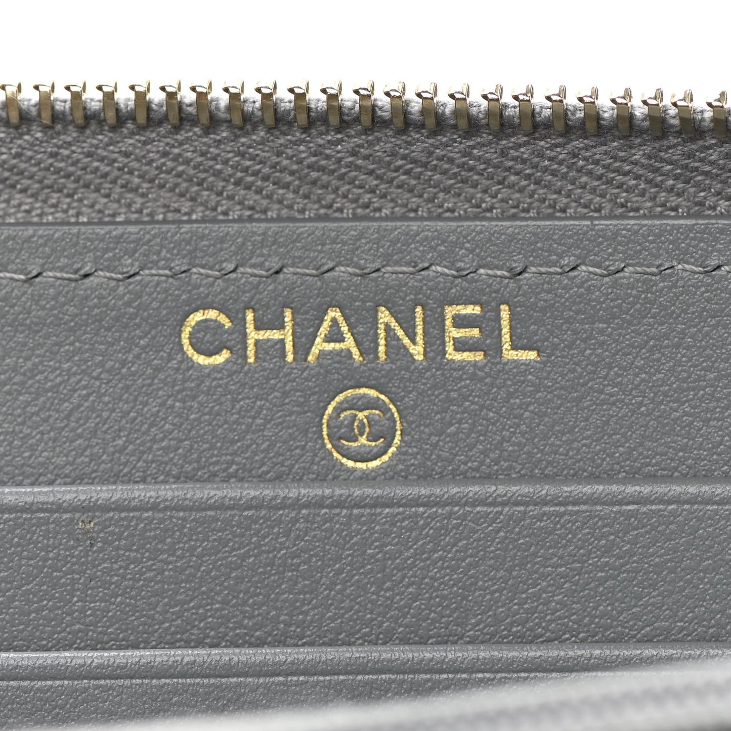 Caviar Quilted Small Gusset Zip Around Wallet Grey