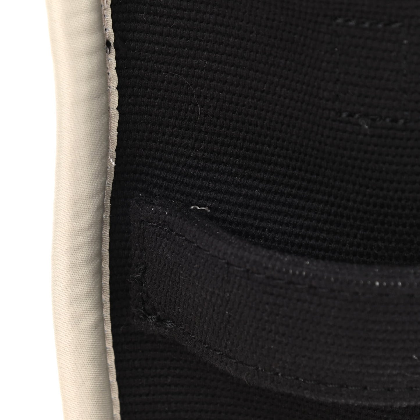 Jacquard Small The Traveler Tote Bag Black