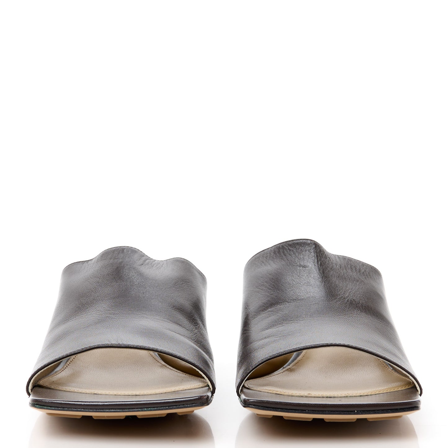 Lambskin Stretch Lounge Sandals 39 Fondant