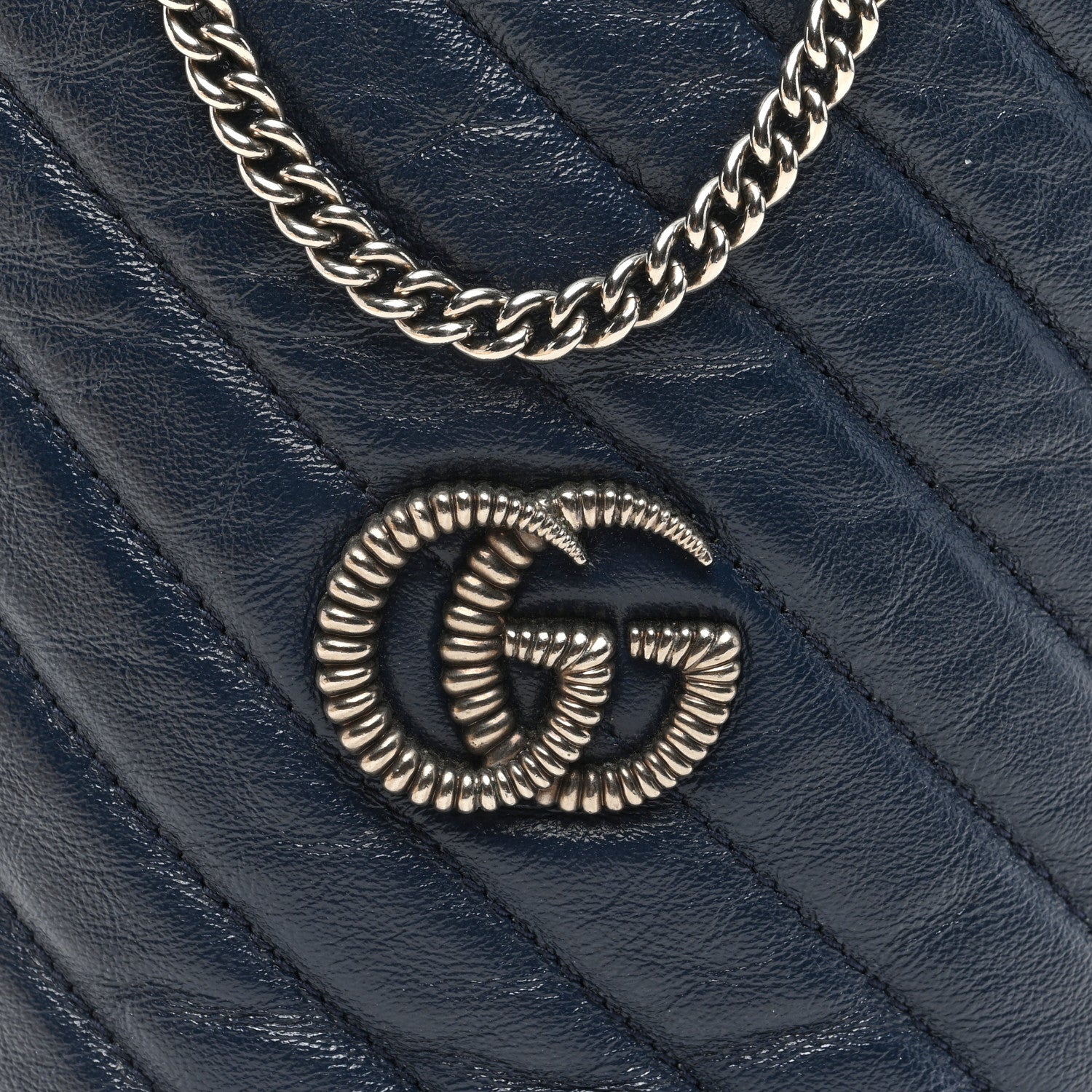 Gucci Vintage Effect Calfskin Matelasse Diagonal Mini Torchon GG Marmont 2.0 Bucket Bag Blue Agata Mystic White 7 of 9