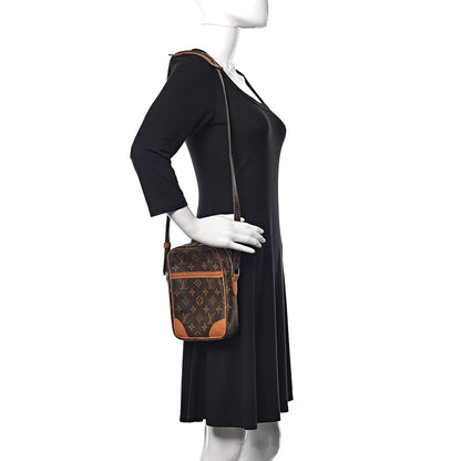 Louis Vuitton Monogram Danube 21 2 of 19