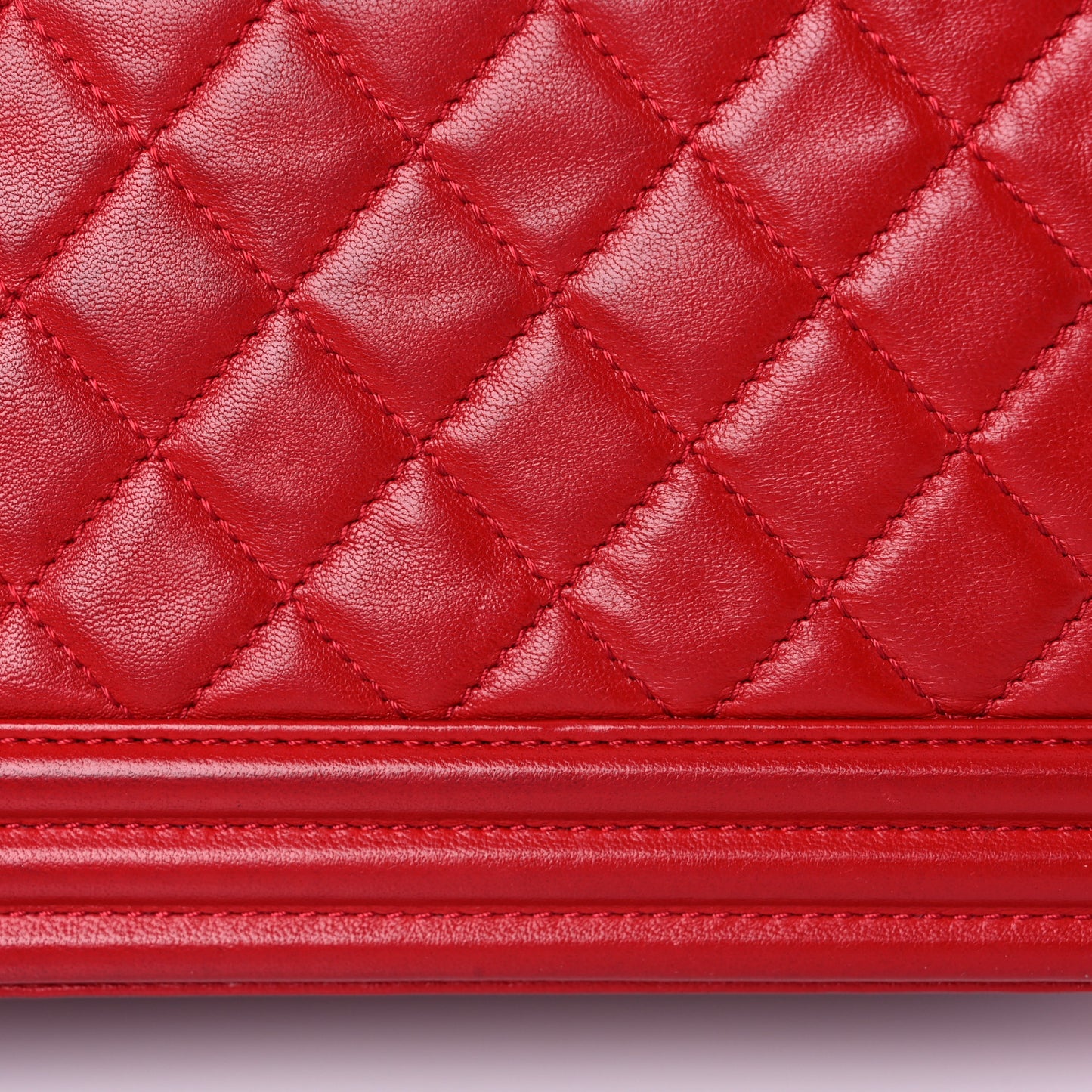 Lambskin Quilted Medium Boy Flap Red