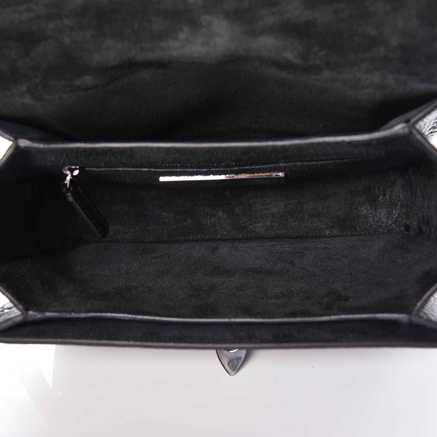 Valentino Garavani Pebbled Calfskin Onyx Medium Rockstud Rolling Flap Saddle Bag Black 7 of 8