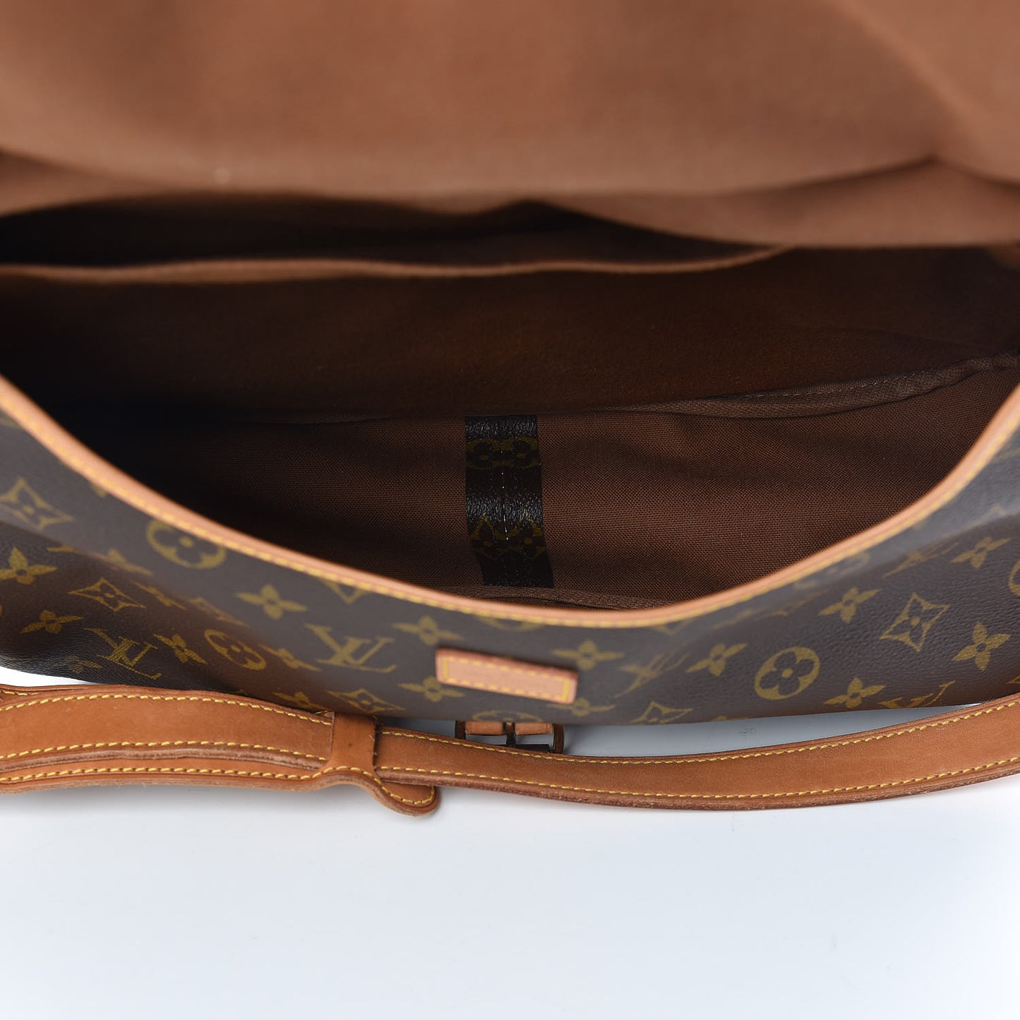 Monogram Saumur 35