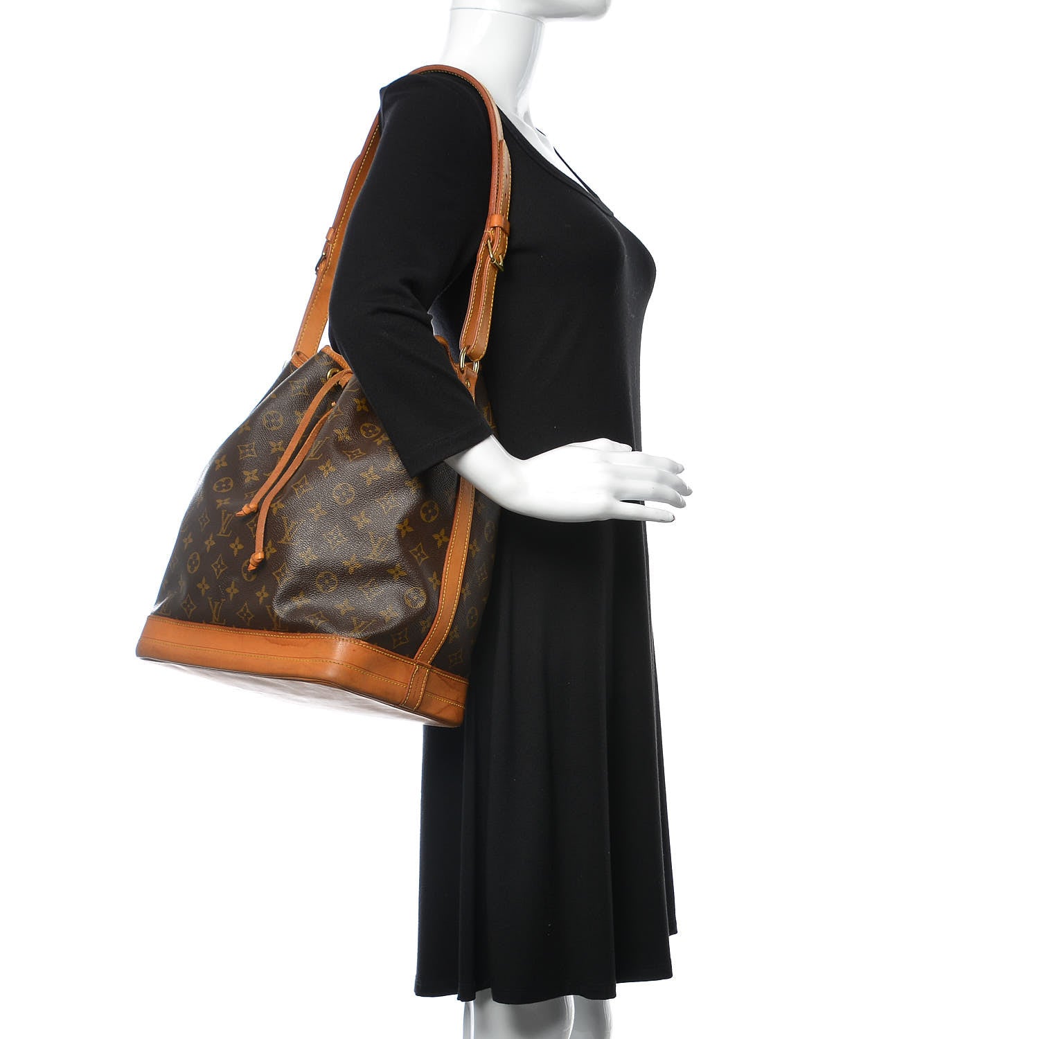 Louis Vuitton Monogram Noe 2 of 19
