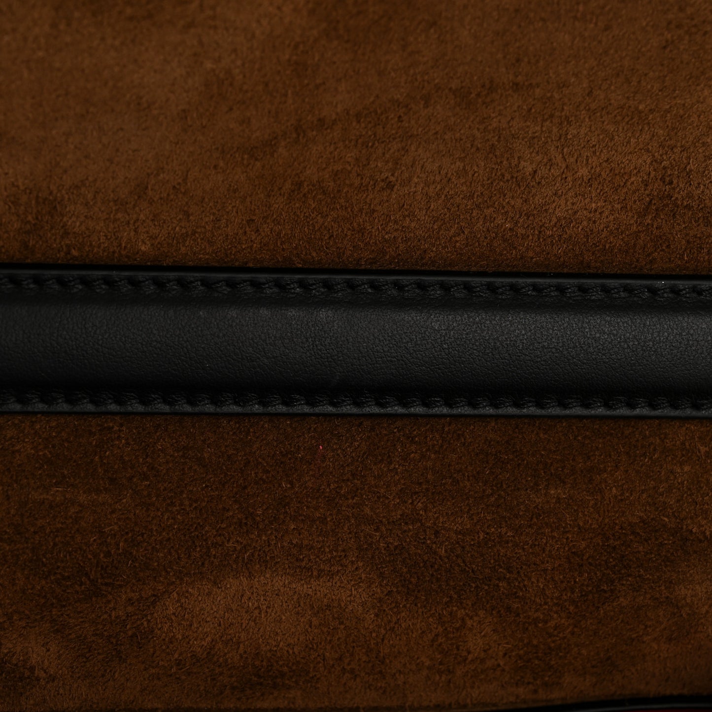 Vitello Grace Matte Small Kan U Shoulder Bag Black