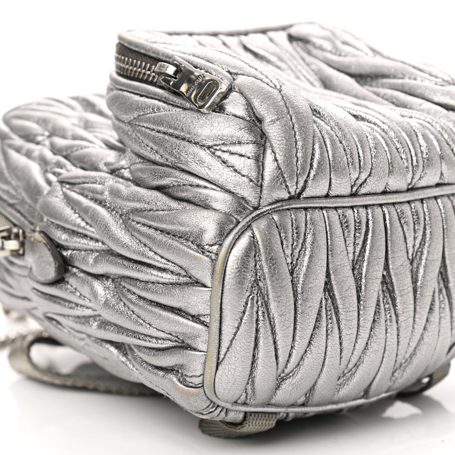 Miu Miu Metallic Nappa Matelasse Lux Mini Backpack Cromo 9 of 12