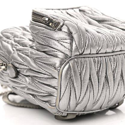 Miu Miu Metallic Nappa Matelasse Lux Mini Backpack Cromo 9 of 12