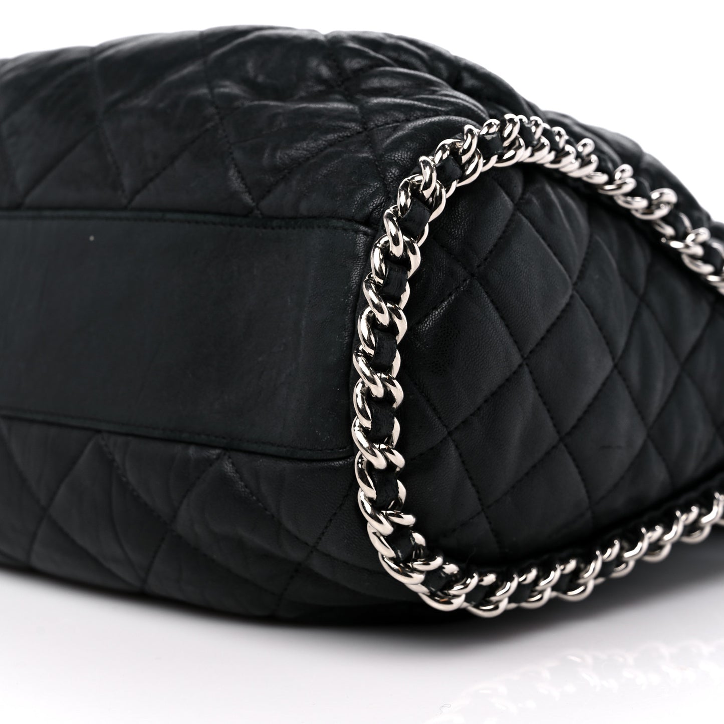 Washed Lambskin Chain Around Hobo Black