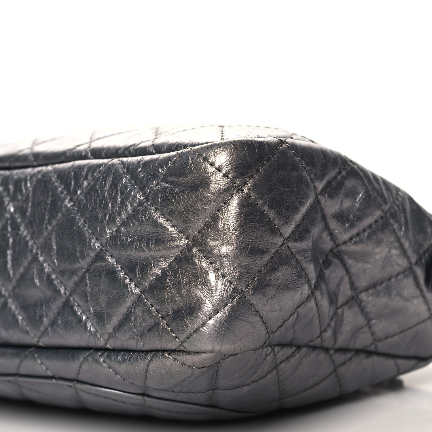 Chanel Metallic Aged Calfskin Quilted Large Reissue Camera Case Silver 10 of 10