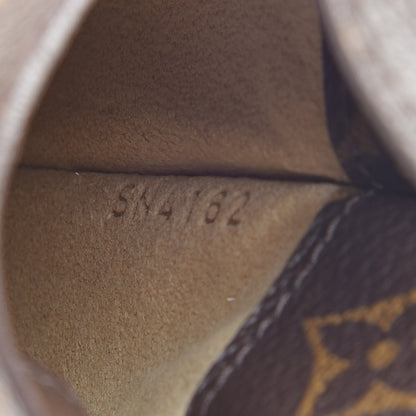 Louis Vuitton Monogram Sunglasses Case MM 7 of 7