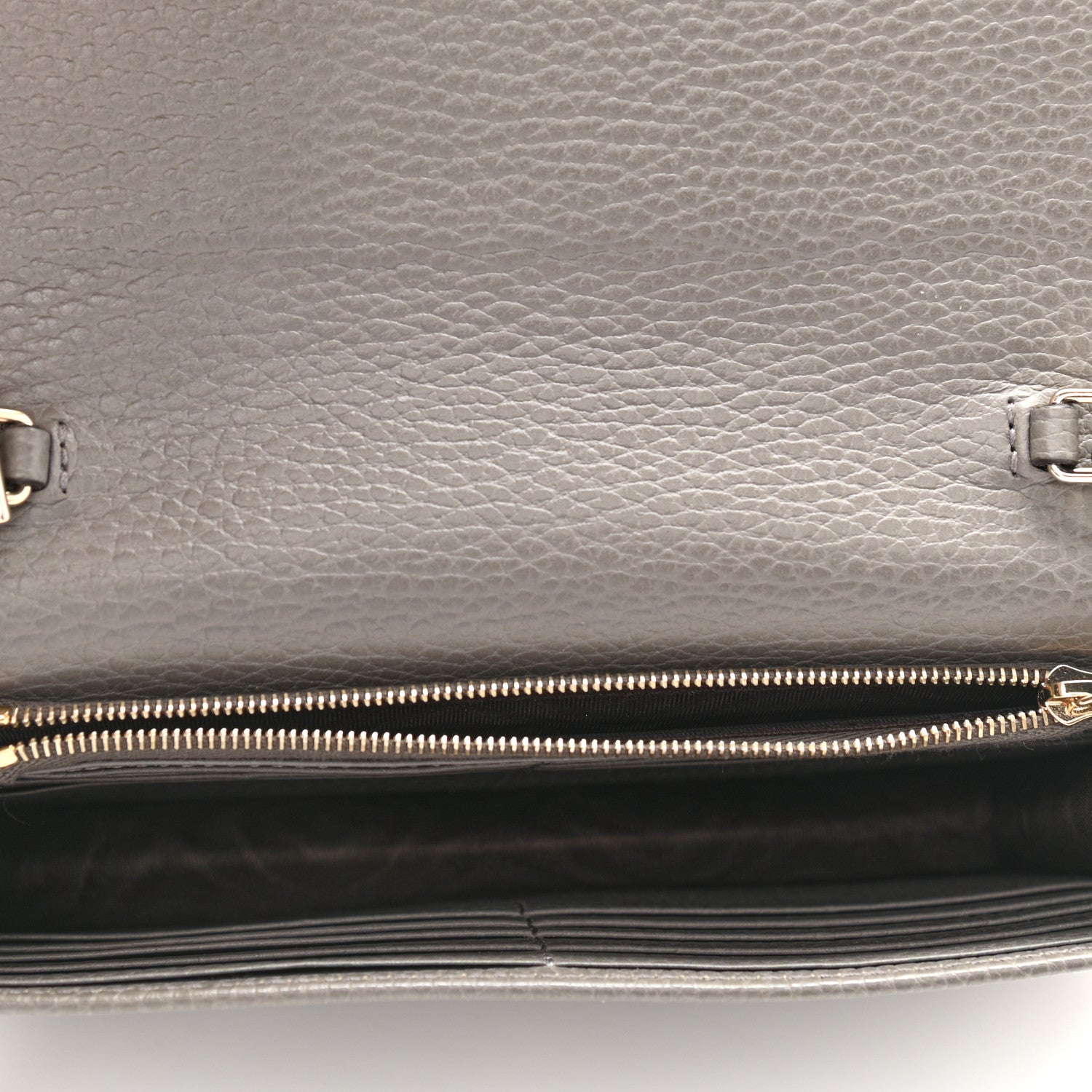 Gucci Dollar Calfskin Interlocking G Chain Wallet Loess 5 of 10