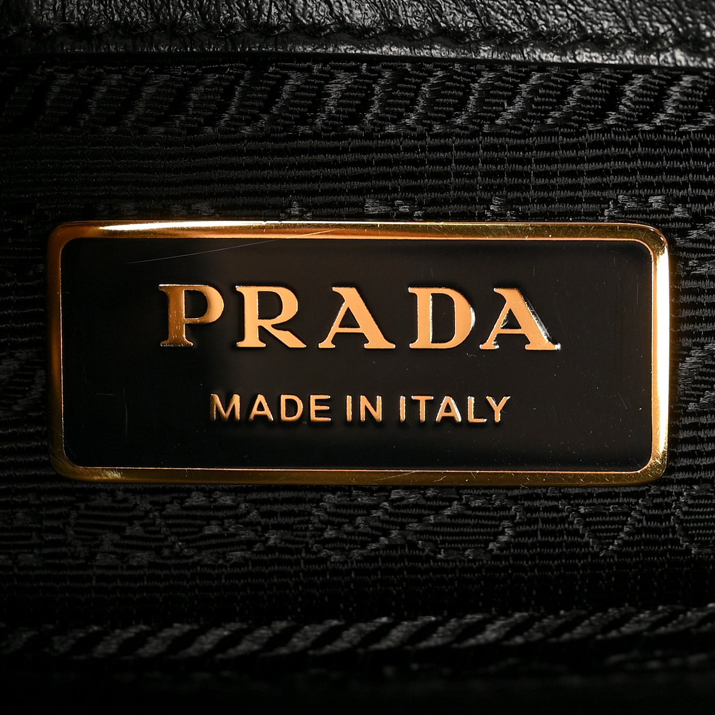 Jacquard Saffiano Triangolo Symbole Embroidered Small Tote Black Corda