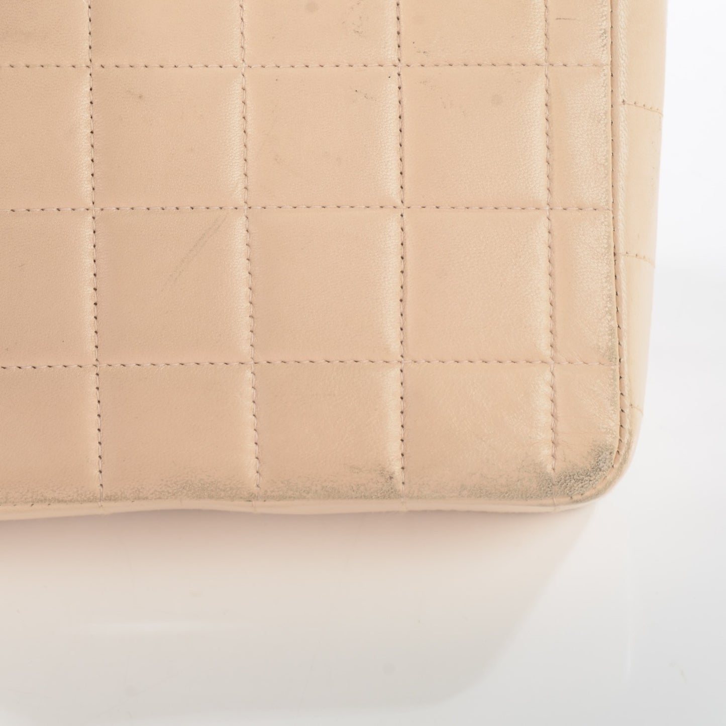 Lambskin East West Chocolate Bar Flap Beige