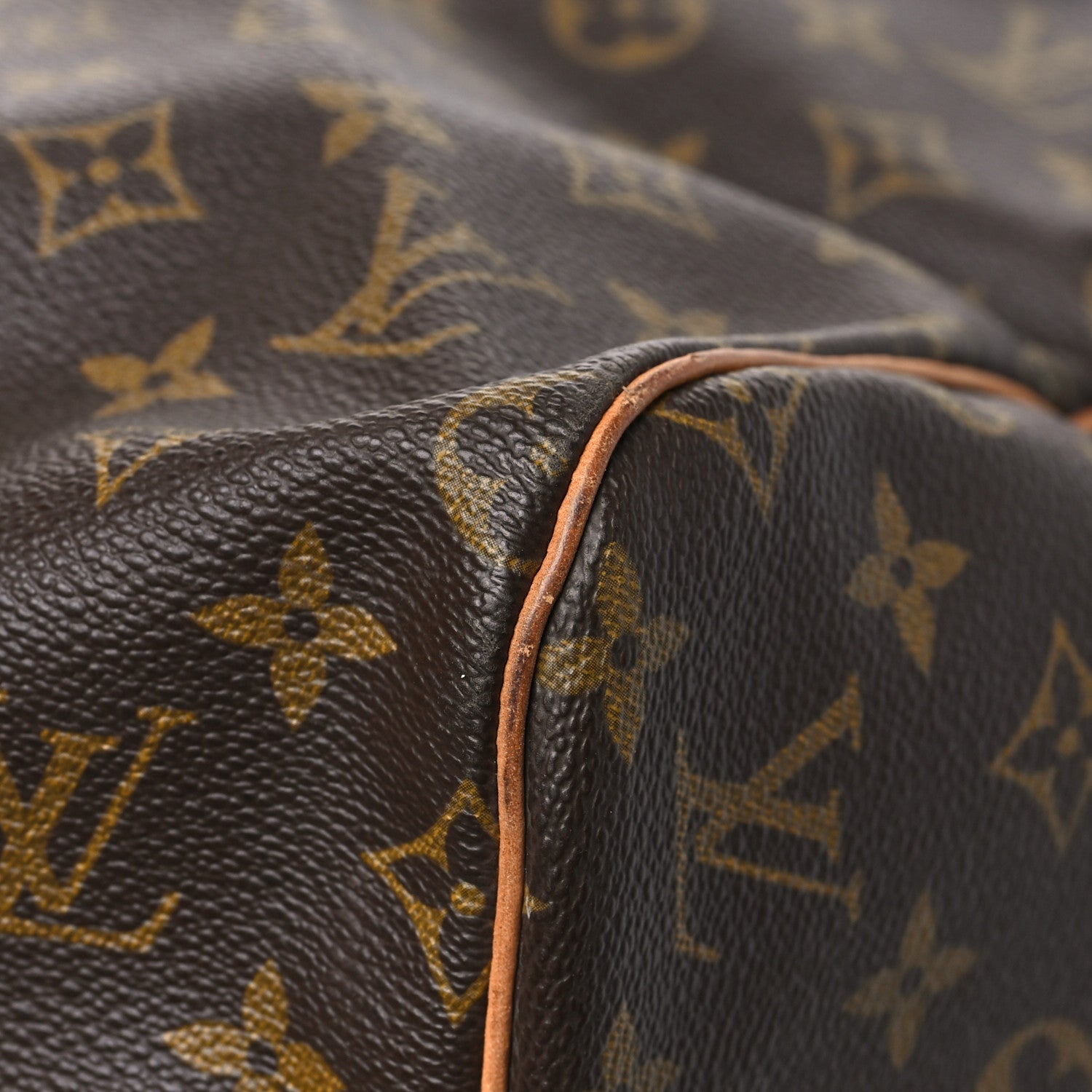 Louis Vuitton Monogram Sac Souple 55 8 of 10