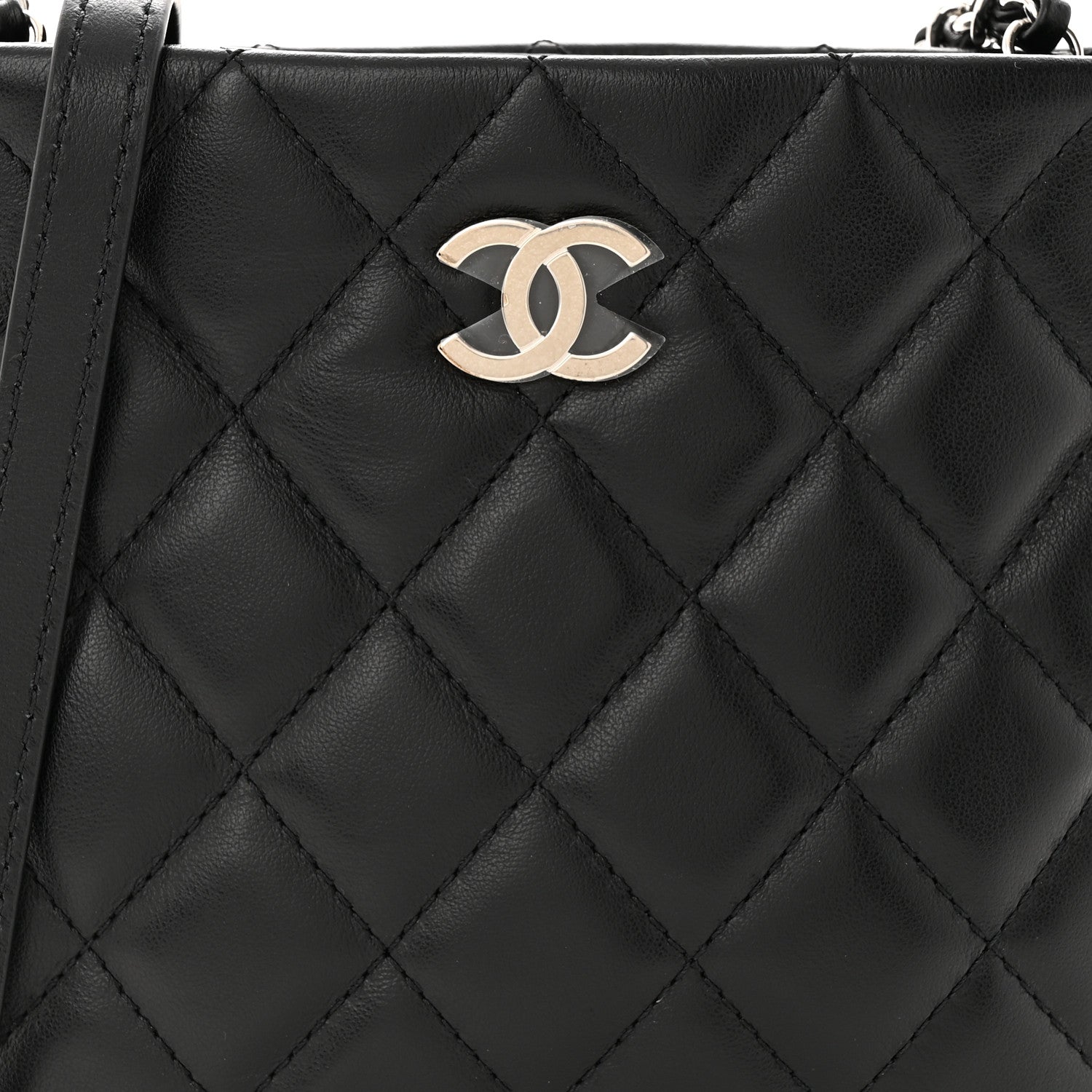 Chanel Lambskin Quilted Crossbody Bag Black 8 of 10
