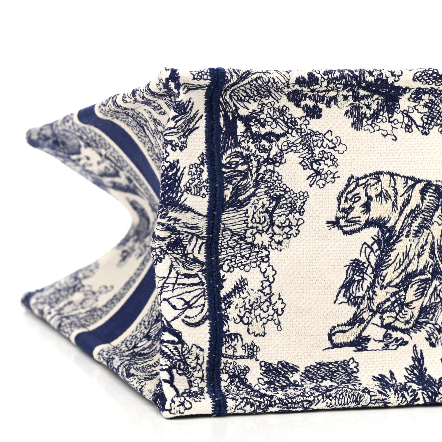 Christian Dior Canvas Embroidered Medium Dioriviera Toile De Jouy Book Tote Blue 4 of 10