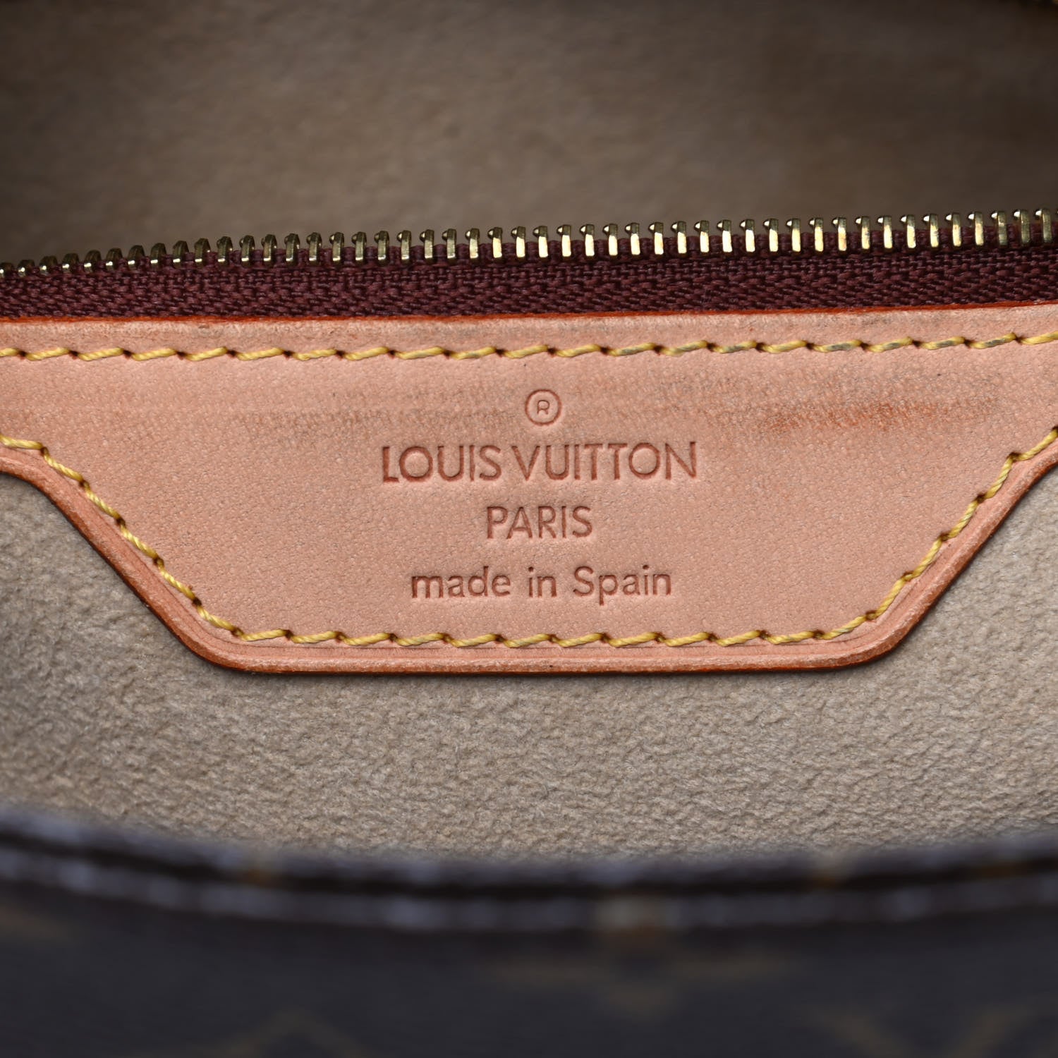 Louis Vuitton Monogram Luco 6 of 11