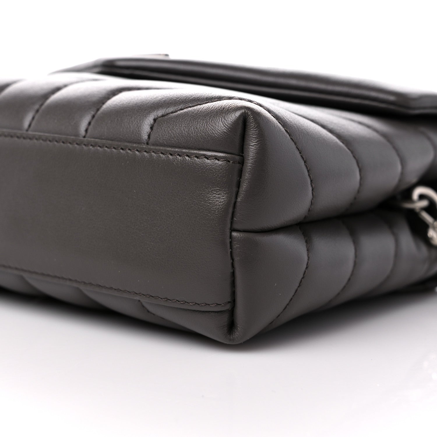 Saint Laurent Calfskin Y Quilted Monogram Toy Loulou Crossbody Bag Faggio 9 of 11