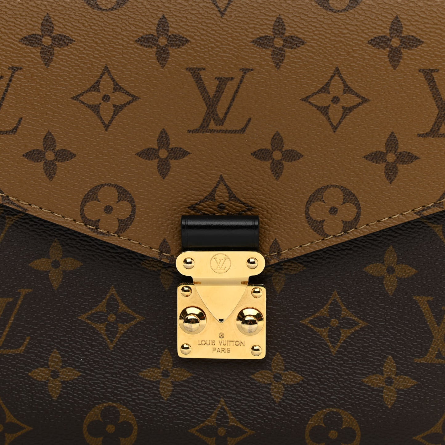 Reverse Monogram Pochette Metis