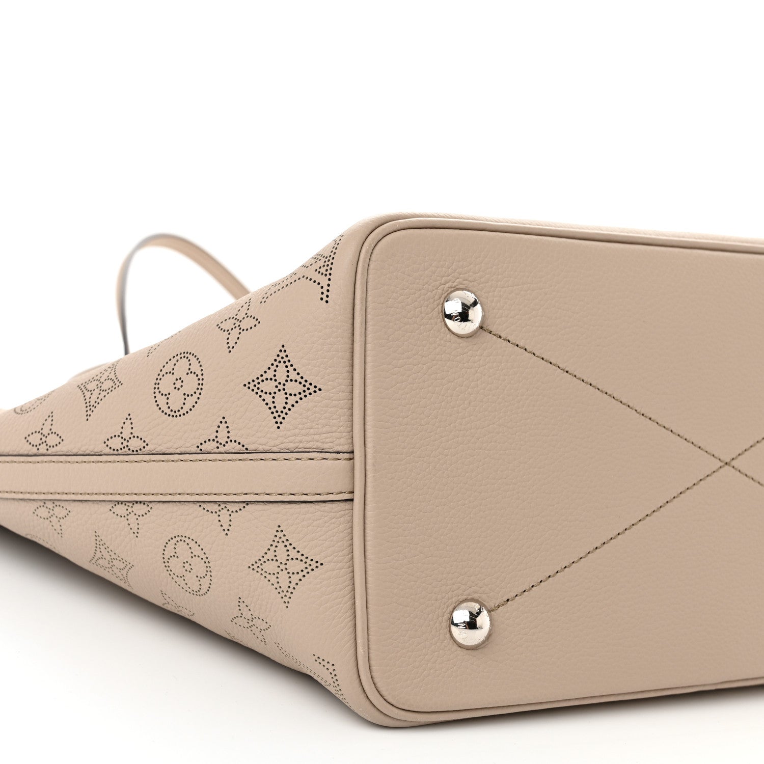 Louis Vuitton Mahina Blossom MM Dune 9 of 10