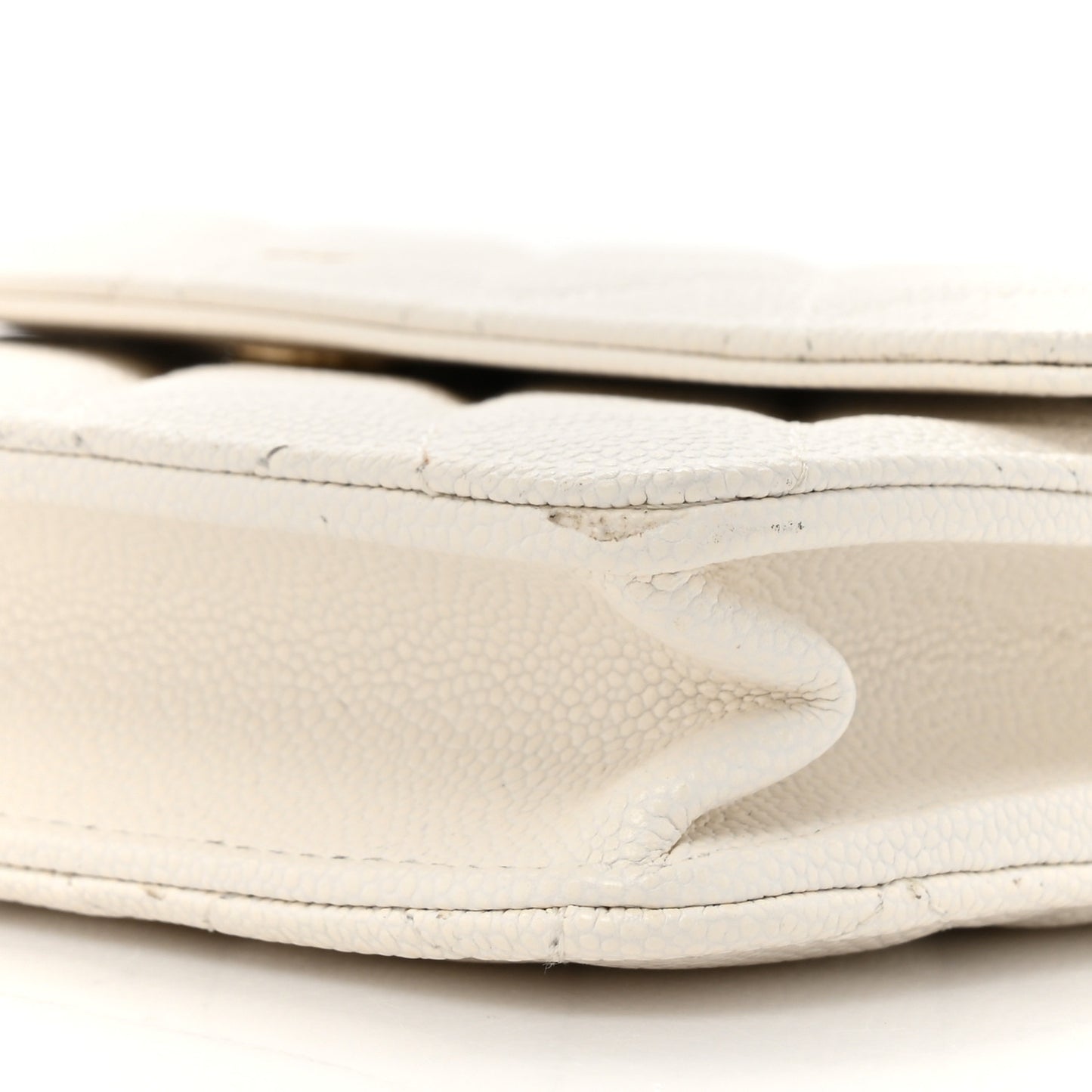 Caviar Quilted Square Wallet On Chain WOC White