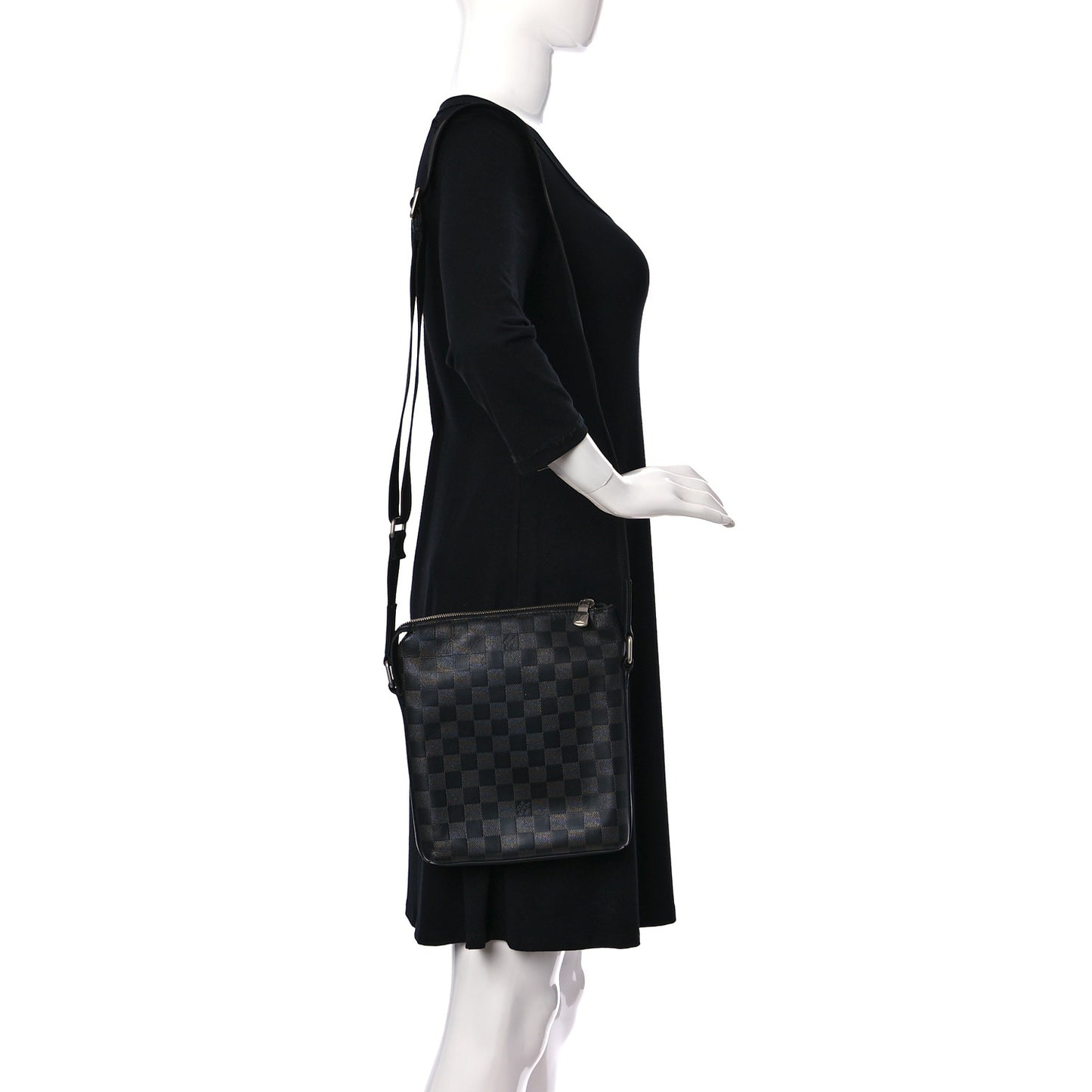 Damier Infini Discovery Messenger BB Onyx