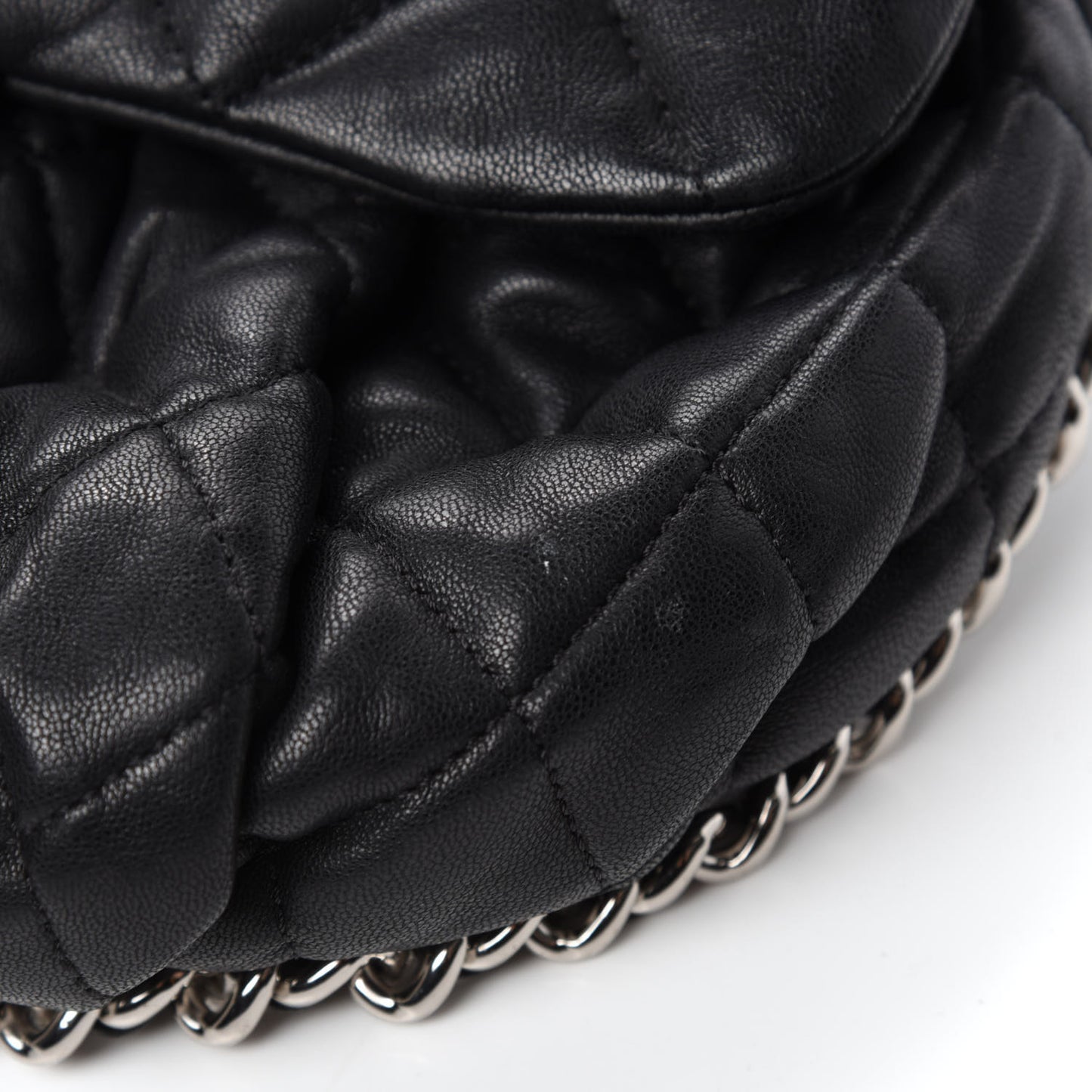 Washed Lambskin Quilted Medium Chain Around Messenger Black