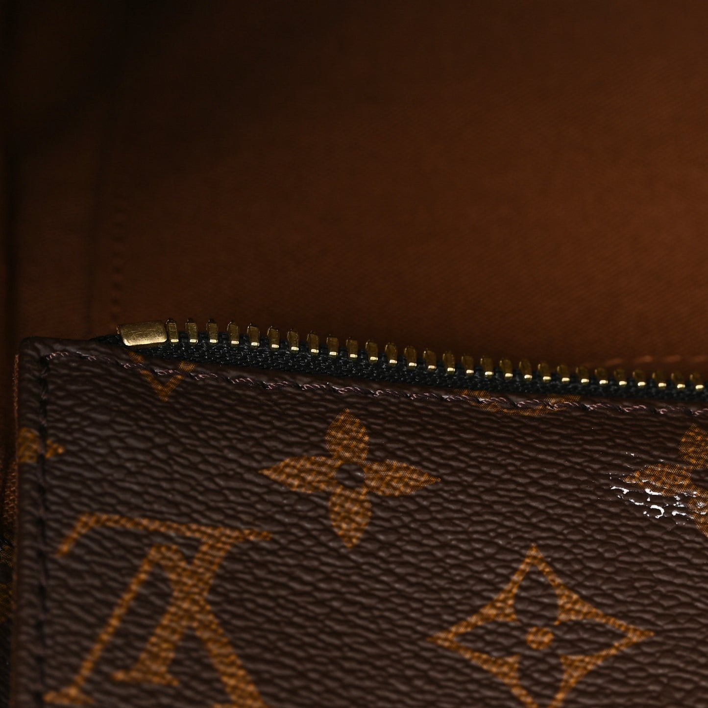 Monogram City Steamer XXL