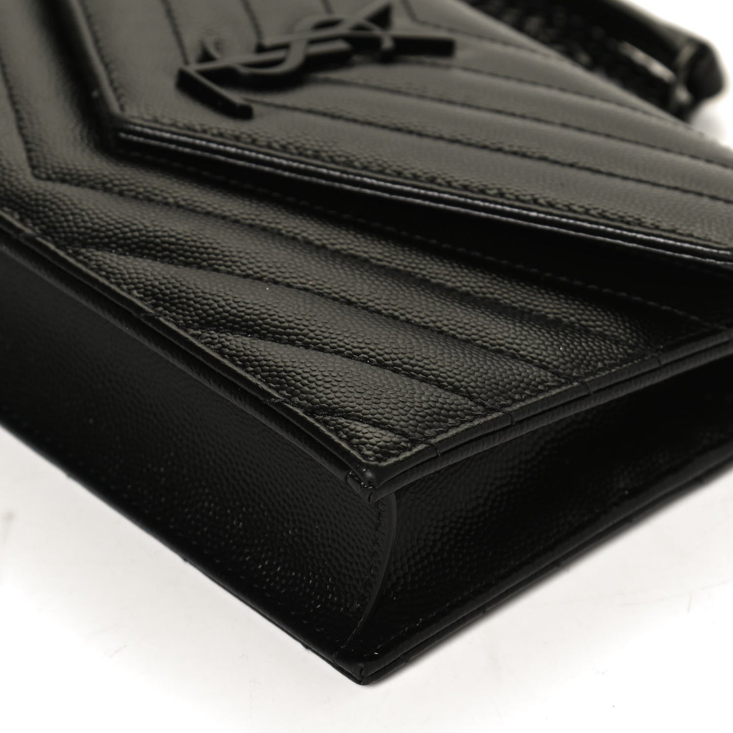 Grain De Poudre Matelasse Chevron Monogram Monochrome Envelope Chain Wallet Black