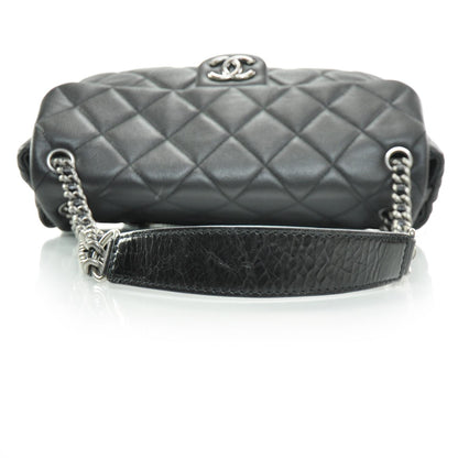 Chanel Caviar Quilted Flap Bag Black 5 of 9