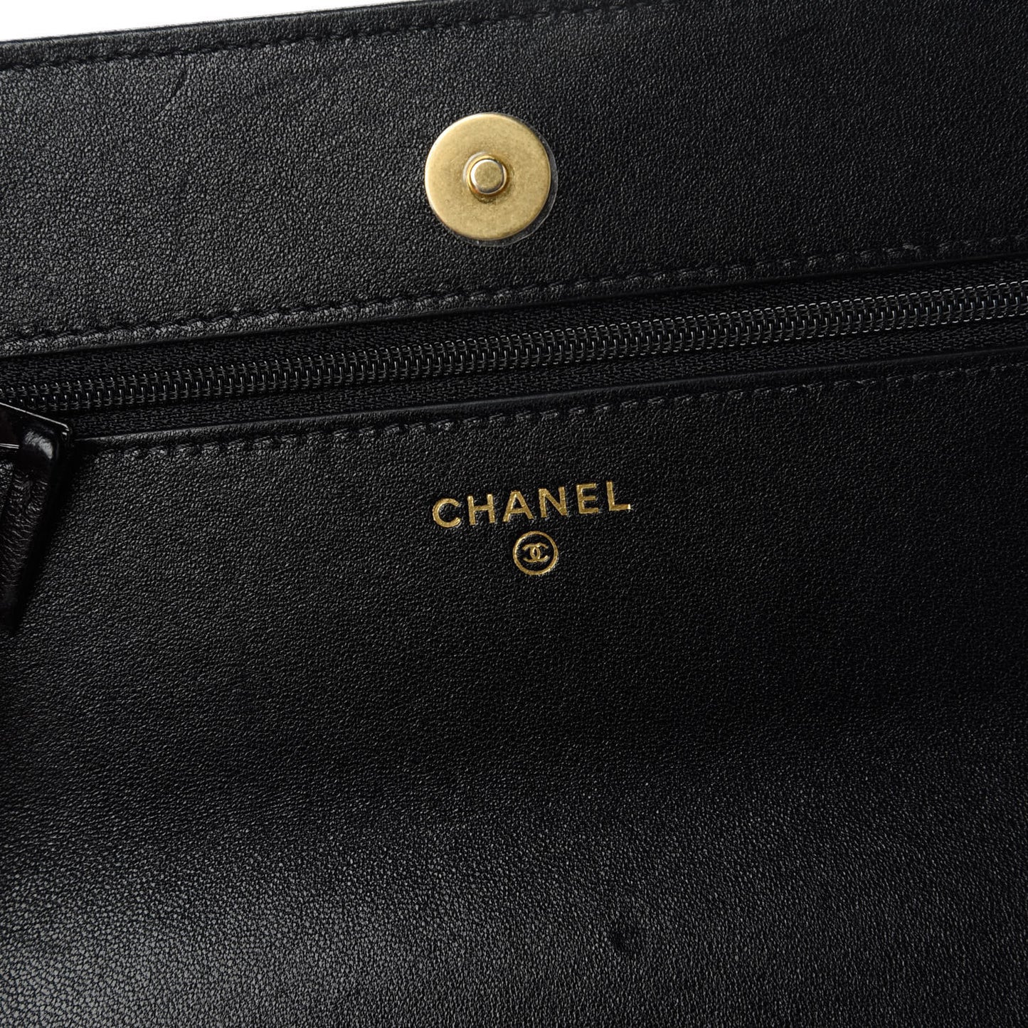 Goatskin Quilted Chanel 19 Wallet On Chain WOC Black