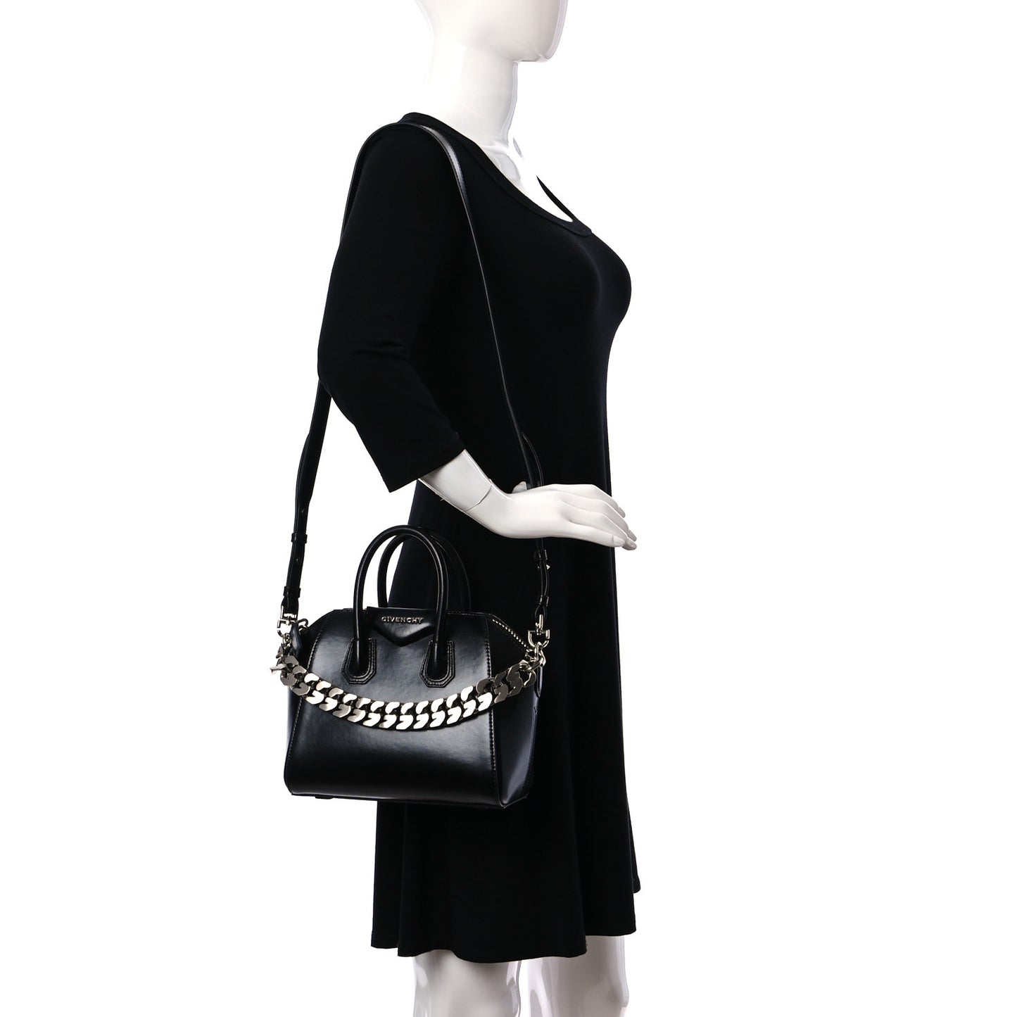 Shiny Lord Calfskin Mini Antigona With Chain Black