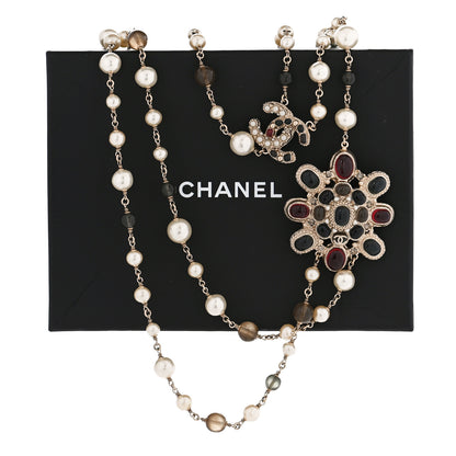 Chanel Gripoix Crystal Pearl Medallion Necklace Multicolor Gold 6 of 6