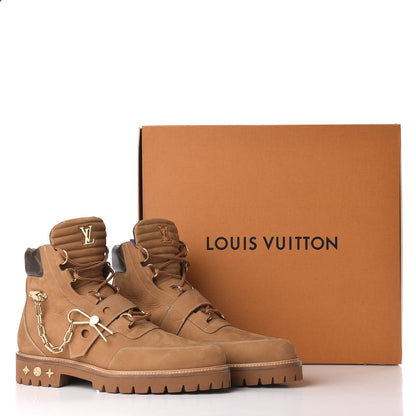 Louis Vuitton Suede Calfskin Monogram Mens Creeper Ankle Boots 9 Beige 9 of 9