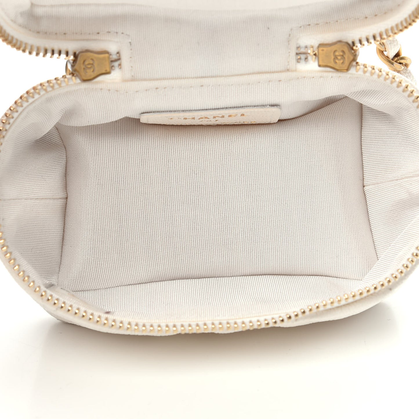 Caviar Quilted Mini Top Handle Vanity With Chain White