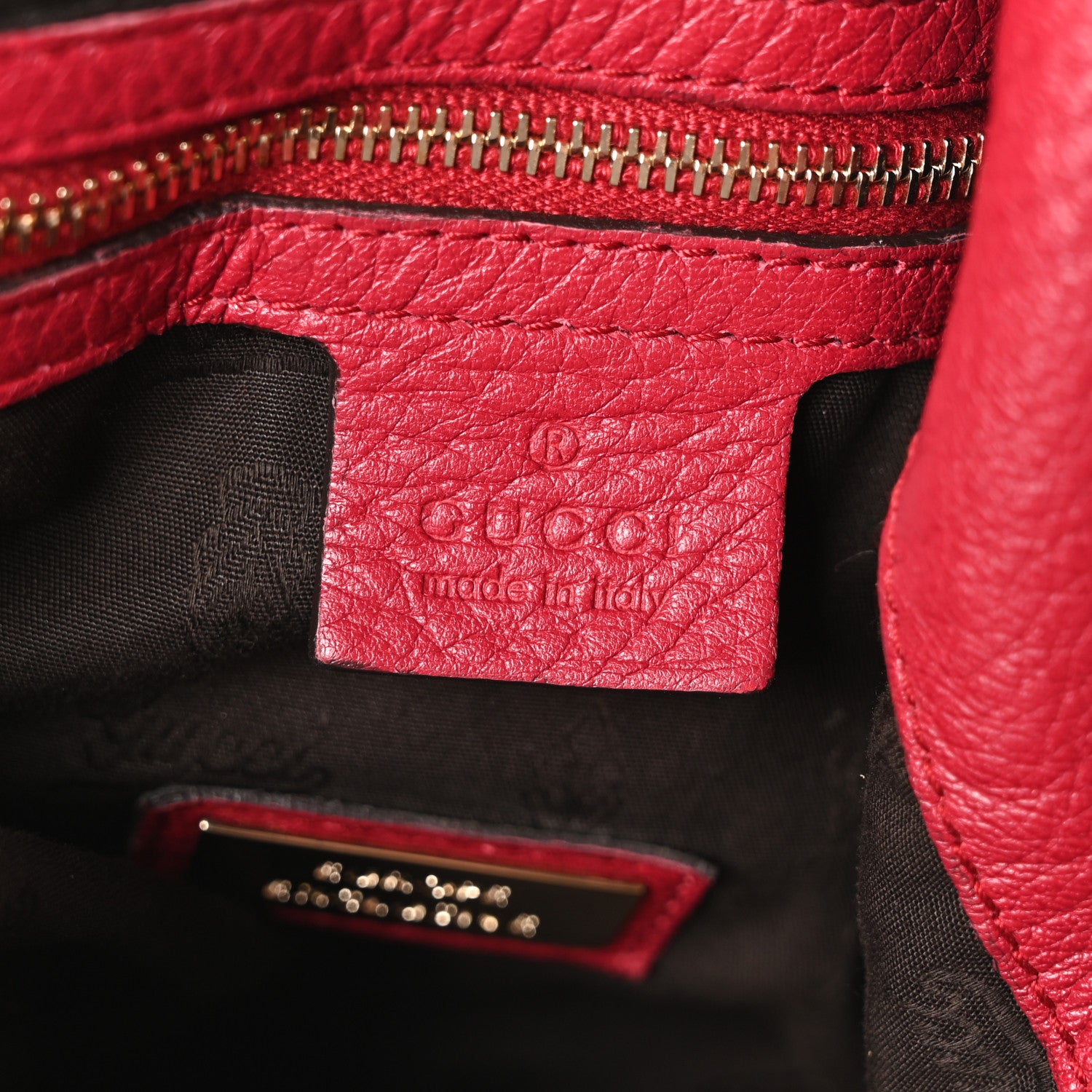 Gucci Pebbled Calfskin Medium G Wave Shoulder Bag Red 11 of 21